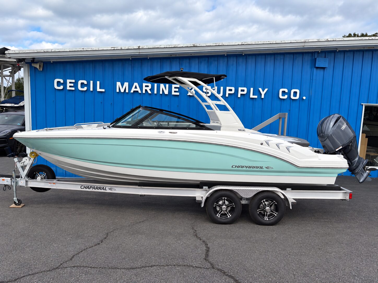 2021 Chaparral 21 SSI OB